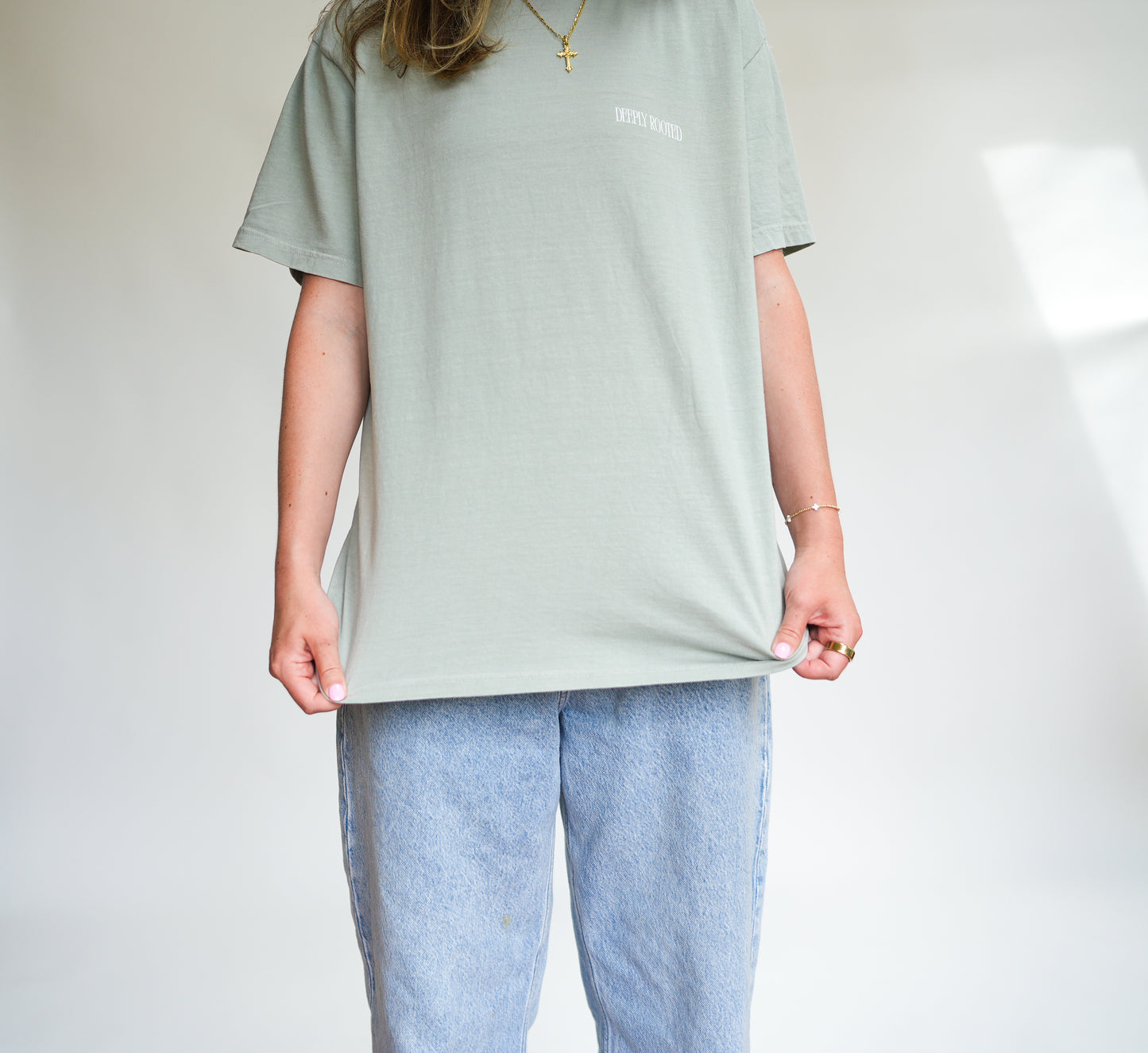 Deeply Rooted | Unisex heavyweight t-shirt